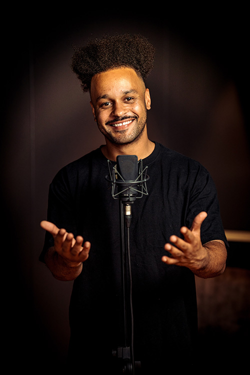 audience 1853662 1920